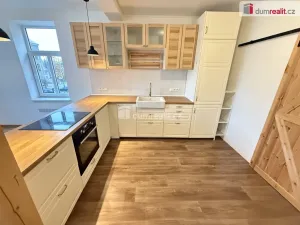 Pronájem bytu 2+kk, Jílové, Mírové nám., 52 m2
