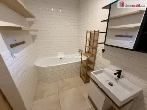 Pronájem bytu 2+kk, Jílové, Mírové nám., 52 m2