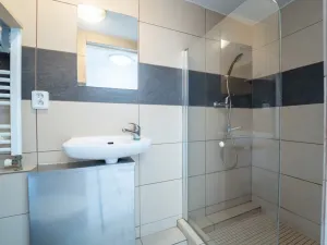 Pronájem bytu 2+kk, Hostivice, Čsl. armády, 46 m2