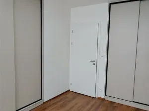 Pronájem bytu 2+kk, Praha, Stočesova, 54 m2