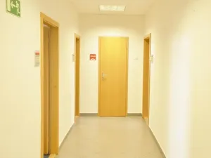 Pronájem kanceláře, Praha - Holešovice, Jablonského, 17 m2