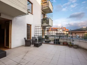 Prodej bytu 2+kk, Praha - Kyje, Pelušková, 44 m2