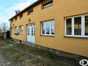 Pronájem obchodního prostoru, Vyžlovka, Pražská, 300 m2