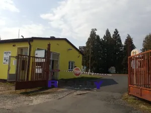 Pronájem kanceláře, Vroutek, 330 m2