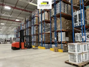 Pronájem skladu, Kozomín, 7600 m2