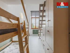 Prodej bytu 4+kk, Klatovy - Klatovy III, Husovo náměstí, 78 m2