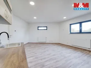 Pronájem bytu 1+kk, Nýřany, Benešova třída, 34 m2