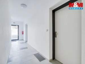 Pronájem bytu 1+kk, Nýřany, Benešova třída, 34 m2