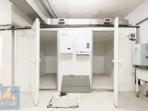 Pronájem obchodního prostoru, Praha - Strašnice, Počernická, 140 m2