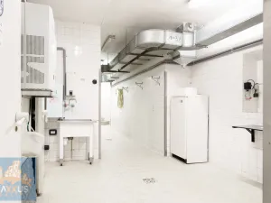 Pronájem obchodního prostoru, Praha - Strašnice, Počernická, 140 m2
