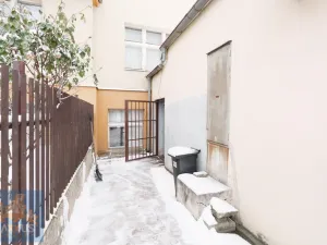 Pronájem obchodního prostoru, Praha - Strašnice, Počernická, 140 m2