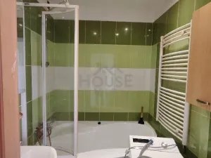 Prodej podílu 3/8 bytu 3+1, Praha - Bohnice, Vratislavská, 73 m2