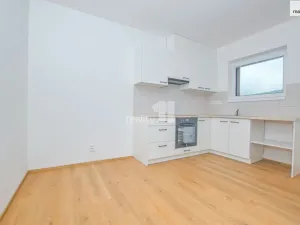 Pronájem bytu 1+kk, Liberec - Liberec XI-Růžodol I, Londýnská, 34 m2