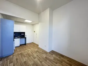 Pronájem bytu 2+kk, Staré Hradiště, U Pošty, 32 m2