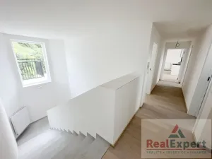 Pronájem bytu 4+kk, Praha - Vršovice, Oblouková, 136 m2