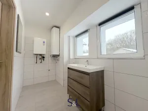 Pronájem bytu 2+1, Mimoň, 60 m2