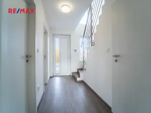 Pronájem rodinného domu, Veltruby, 97 m2