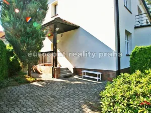 Pronájem bytu 3+1, Praha, Obrovského, 90 m2