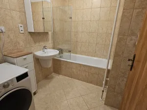 Pronájem bytu 1+kk, Chýně, U Dráhy, 39 m2