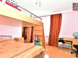 Pronájem bytu 4+kk, Liberec - Liberec VI-Rochlice, Nádvorní, 83 m2