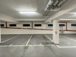 Pronájem bytu 1+kk, České Budějovice, Dobrovodská, 32 m2