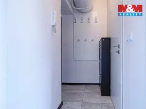 Pronájem bytu 1+kk, Hradec Králové, Labská kotlina, 25 m2