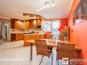 Prodej vícegeneračního domu, Vraňany, 283 m2