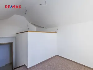 Prodej bytu 3+kk, Svoboda nad Úpou, Nádražní, 65 m2