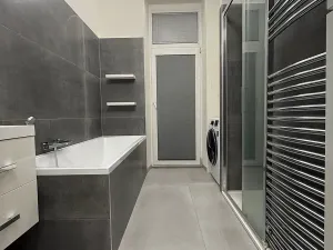 Pronájem bytu 2+1, Praha - Libeň, Drahobejlova, 67 m2