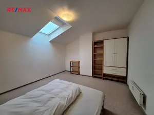 Pronájem bytu 2+kk, Hostivice, Za Mlýnem, 45 m2