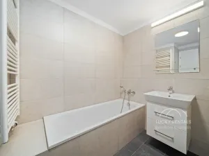 Pronájem bytu 2+kk, Praha - Chodov, Líbalova, 42 m2