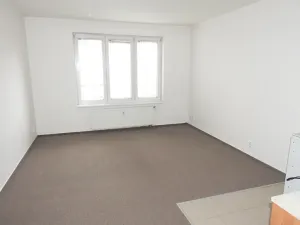 Pronájem bytu 1+kk, Praha - Záběhlice, Mattioliho, 28 m2