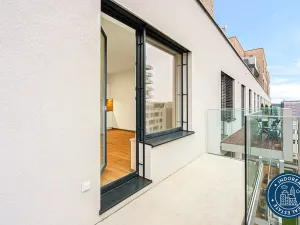 Pronájem bytu 1+kk, Praha - Vysočany, Fafkových, 35 m2