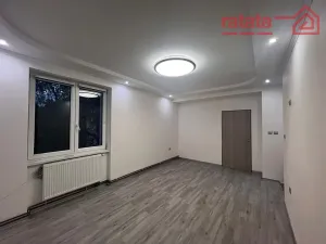 Pronájem bytu 2+1, Chomutov, Selská, 55 m2