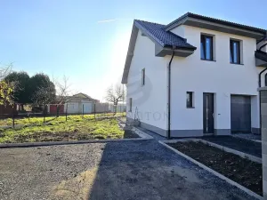 Prodej rodinného domu, Přerov nad Labem, 126 m2