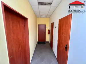 Pronájem skladu, Ostrava, Sokolská třída, 181 m2