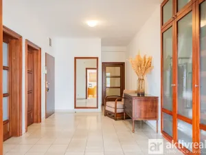 Pronájem bytu 4+kk, Praha - Vinohrady, Perucká, 180 m2