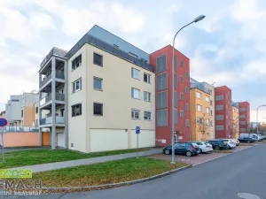 Pronájem bytu 1+kk, Uherské Hradiště, Slovácká, 32 m2