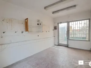 Pronájem obchodního prostoru, Praha - Horní Počernice, Náchodská, 13 m2