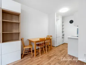 Pronájem bytu 2+kk, Praha - Bohnice, Zelenohorská, 42 m2