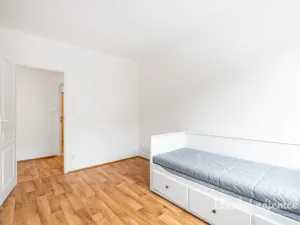 Pronájem bytu 2+kk, Praha - Bohnice, Zelenohorská, 42 m2
