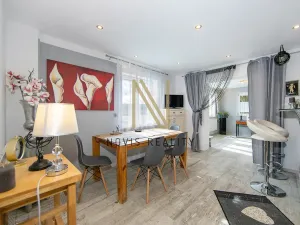 Prodej vícegeneračního domu, Regen,Německo, 213 m2