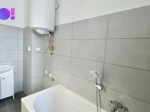 Pronájem bytu 1+kk, Karviná, Rudé armády, 26 m2