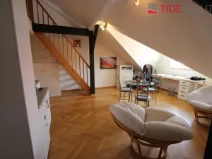 Pronájem atypického bytu, Praha, Křižíkova, 45 m2