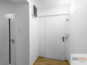 Pronájem bytu 3+1, Praha - Vršovice, Žitomírská, 78 m2