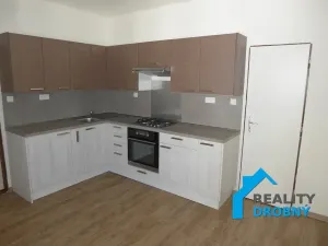 Pronájem bytu 3+1, Děčín, Teplická, 98 m2