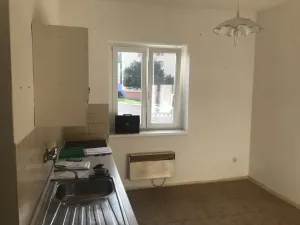 Pronájem bytu 1+1, Úpice, Revoluční, 44 m2
