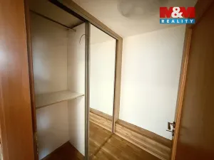 Pronájem atypického bytu, Žatec, Žižkovo náměstí, 100 m2