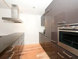 Pronájem bytu 5+kk, Praha - Hrdlořezy, Mezilehlá, 141 m2
