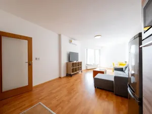 Pronájem bytu 2+kk, Ostrava, Kaminského, 61 m2